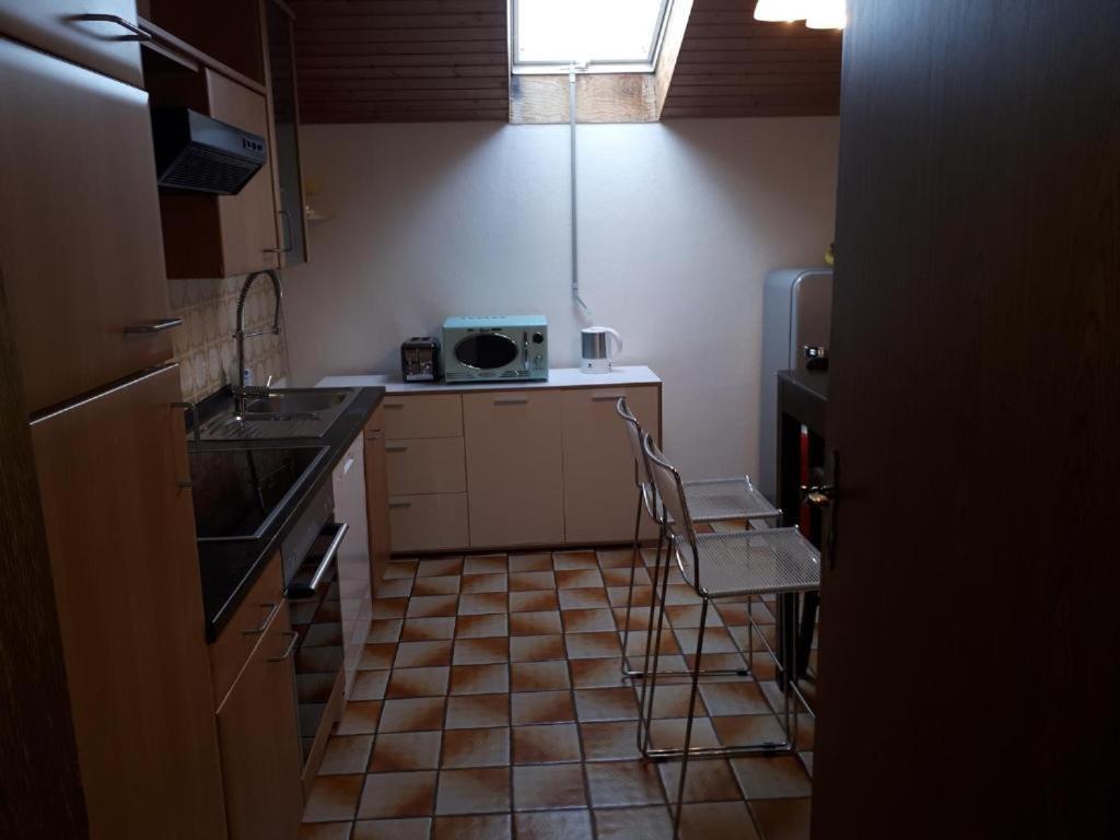 Karl-Stieler-Str. One Room In A 2 Room Appartment ; Lot Space Bruckmühl Esterno foto